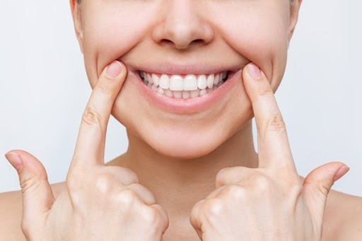 Cosmetic Dentist Services For A Brighter, Healthier Smile