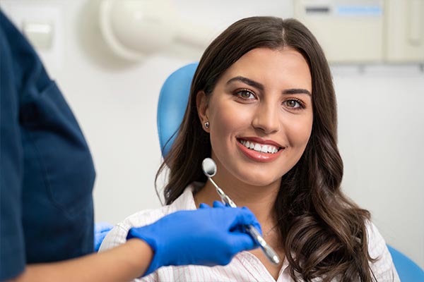 General vs. Cosmetic Dentist: Which Is the Better Option from River Falls Family Dental in New Albany, IN